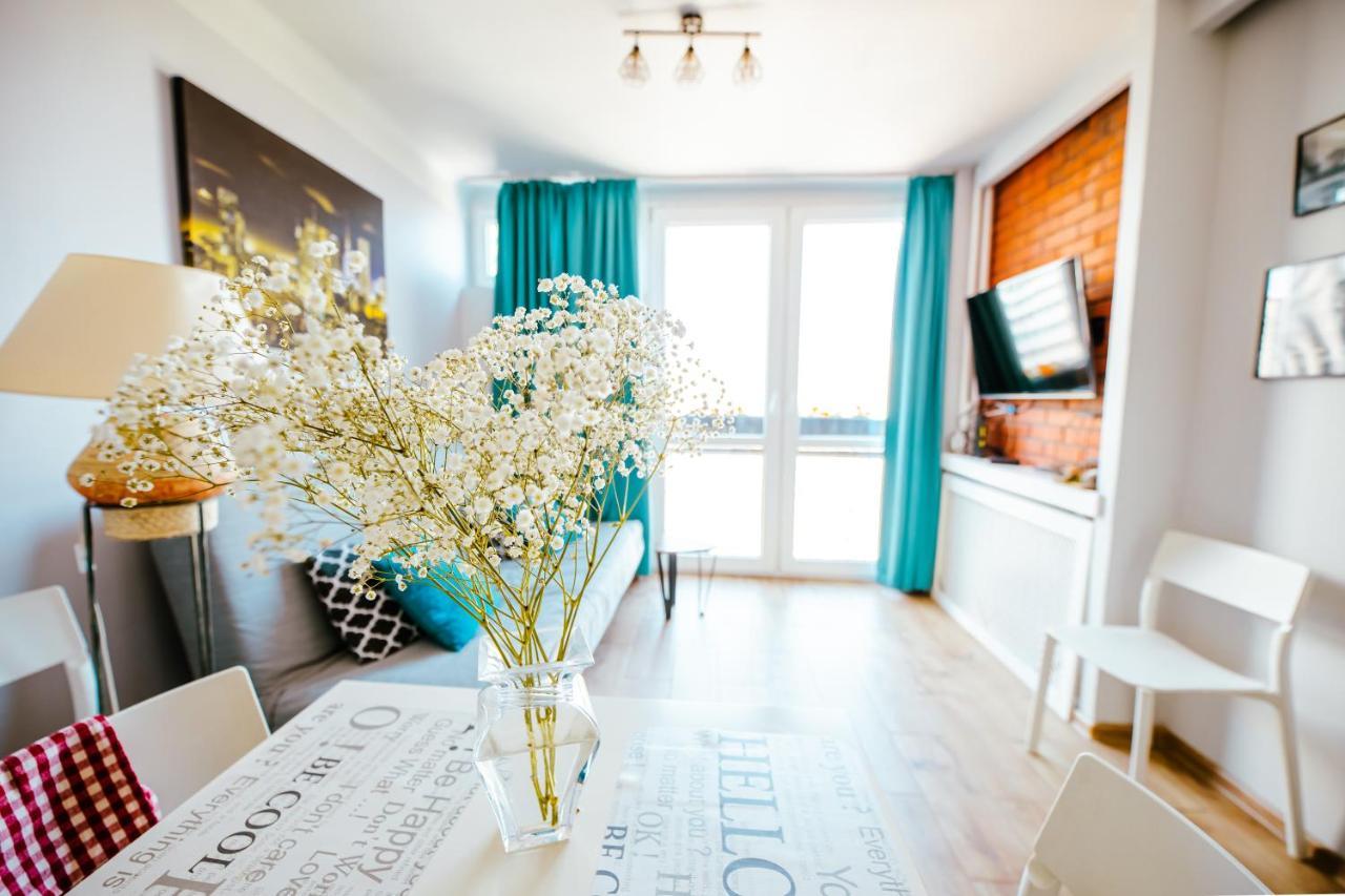Bright 14Th Floor Central Home With Balcony & Views Warszawa Eksteriør billede