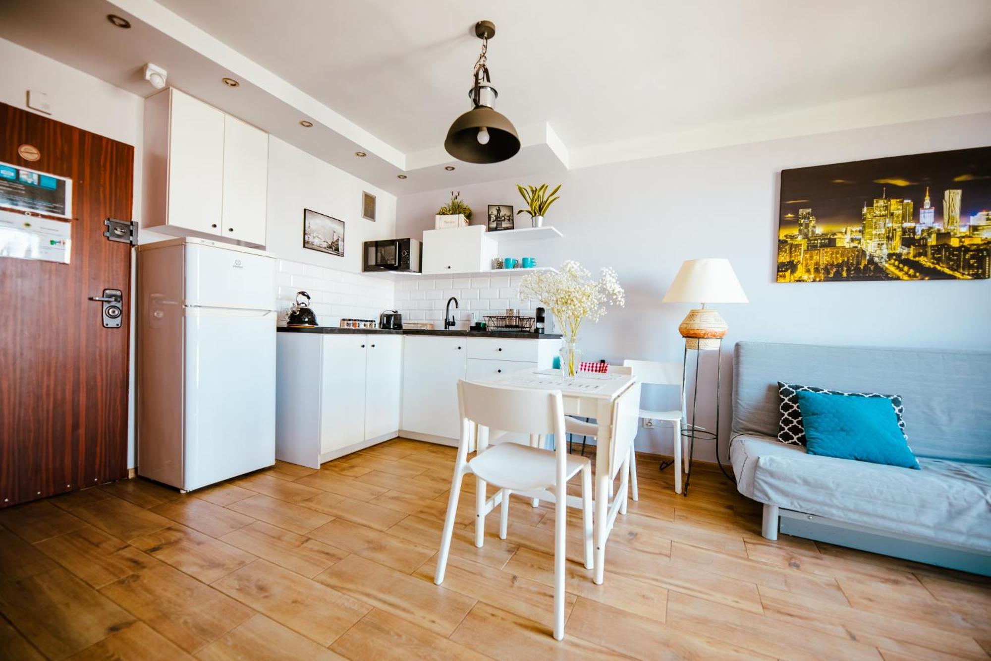 Bright 14Th Floor Central Home With Balcony & Views Warszawa Eksteriør billede