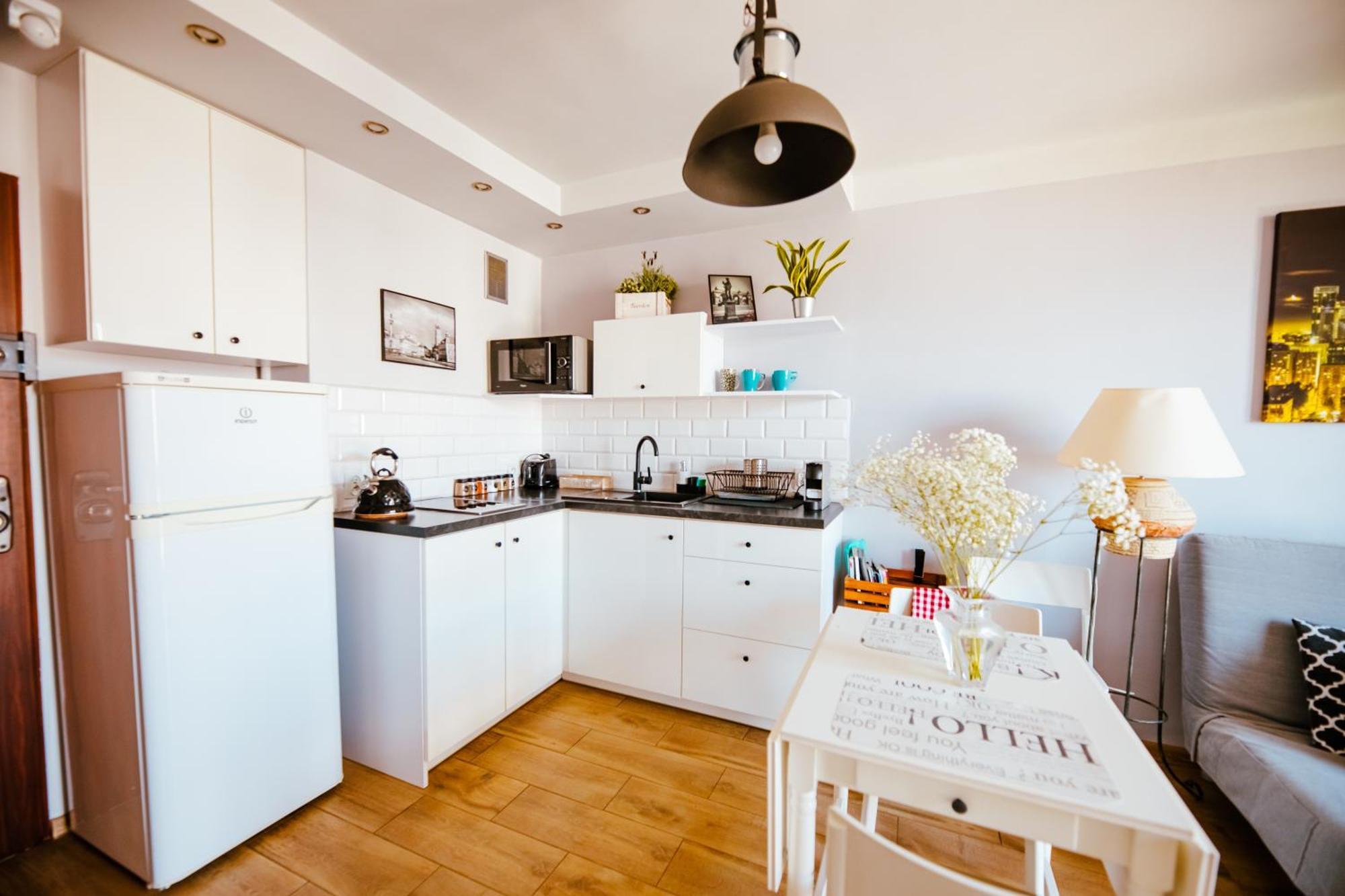 Bright 14Th Floor Central Home With Balcony & Views Warszawa Eksteriør billede